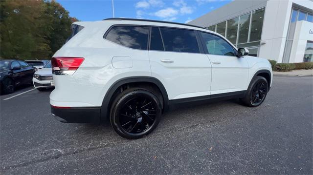 new 2025 Volkswagen Atlas car, priced at $46,757