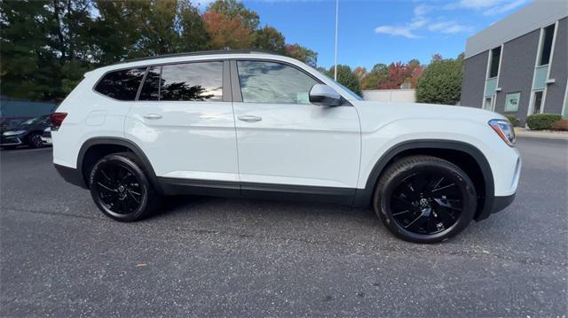 new 2025 Volkswagen Atlas car, priced at $46,757