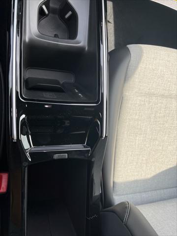 new 2025 Volkswagen ID.4 car, priced at $40,635