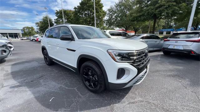 new 2024 Volkswagen Atlas car, priced at $43,656