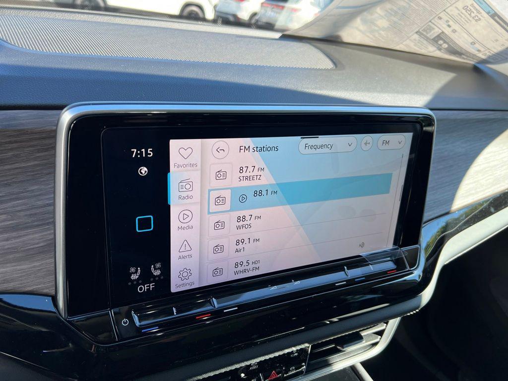 new 2026 Volkswagen Atlas car, priced at $54,108