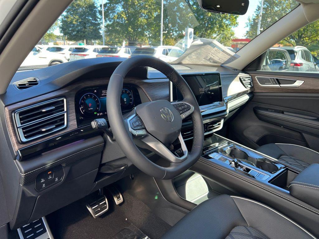 new 2026 Volkswagen Atlas car, priced at $54,108