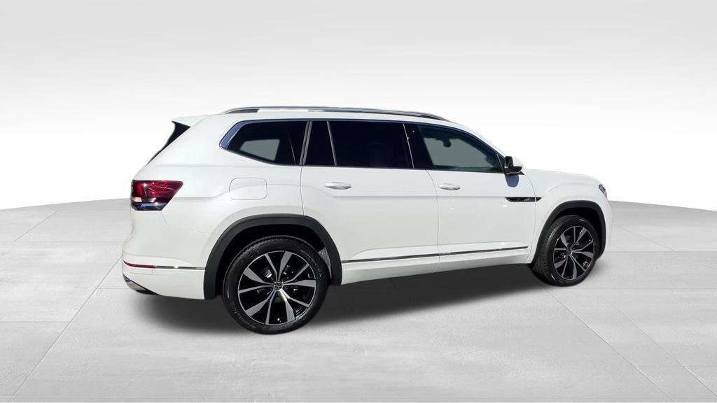 new 2026 Volkswagen Atlas car, priced at $54,108