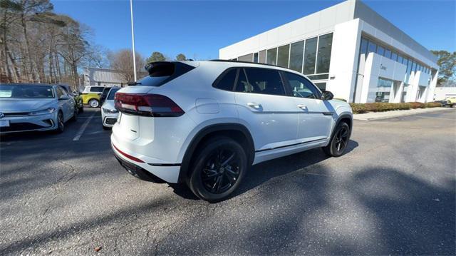 new 2025 Volkswagen Atlas Cross Sport car, priced at $48,379