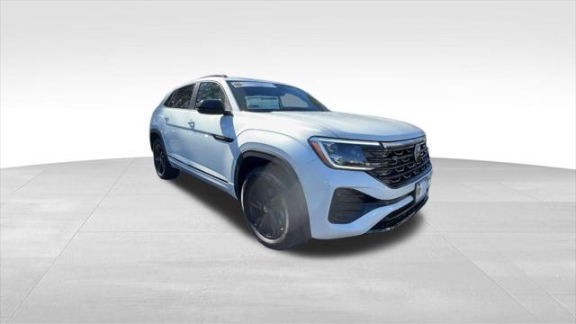 new 2025 Volkswagen Atlas Cross Sport car, priced at $49,629