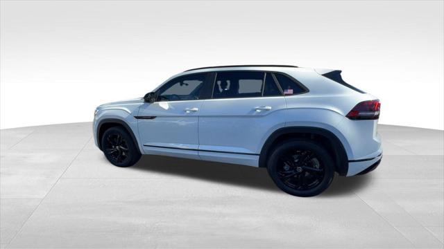 new 2025 Volkswagen Atlas Cross Sport car, priced at $49,629