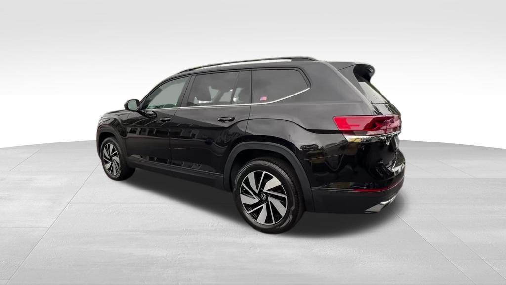 new 2026 Volkswagen Atlas car, priced at $45,908