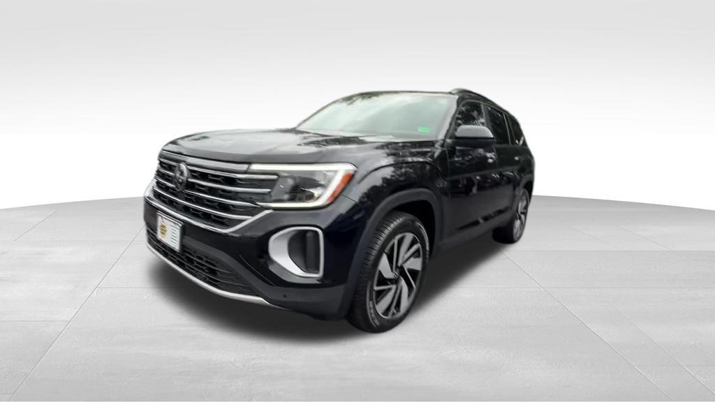 new 2026 Volkswagen Atlas car, priced at $45,908