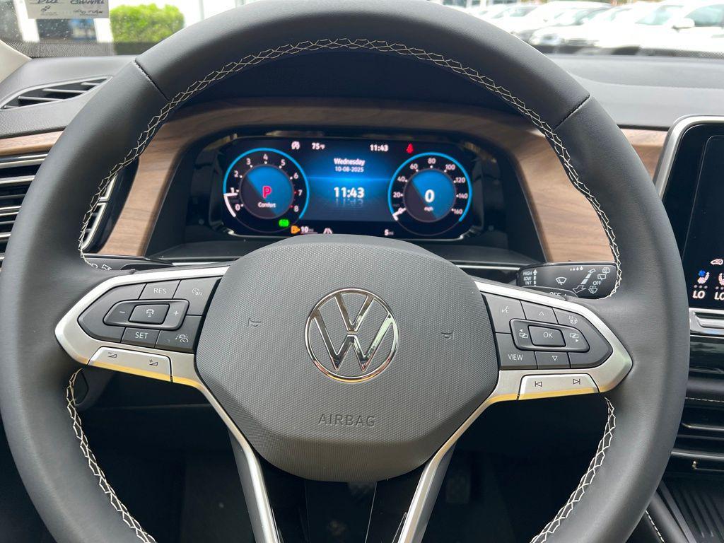 new 2026 Volkswagen Atlas car, priced at $45,908