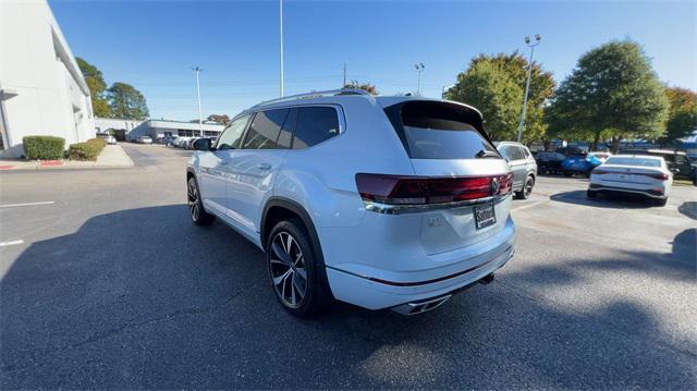 new 2024 Volkswagen Atlas car, priced at $49,317