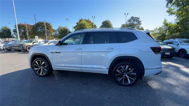 new 2024 Volkswagen Atlas car, priced at $49,317