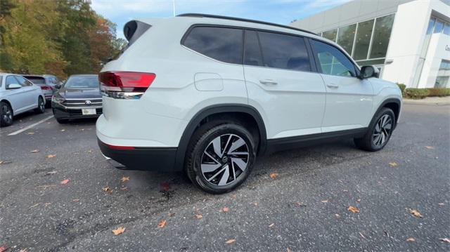 new 2024 Volkswagen Atlas car, priced at $39,451