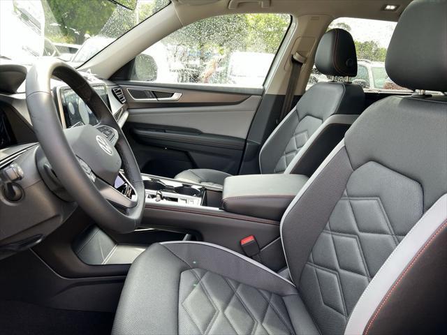 new 2025 Volkswagen Atlas car, priced at $47,137