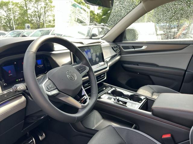 new 2025 Volkswagen Atlas car, priced at $47,137