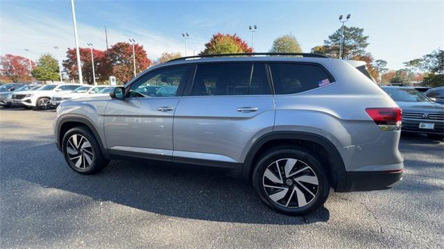 new 2024 Volkswagen Atlas car, priced at $39,573