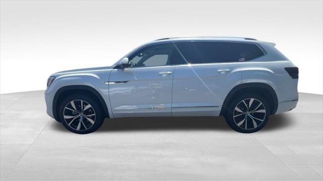 new 2025 Volkswagen Atlas car, priced at $53,908