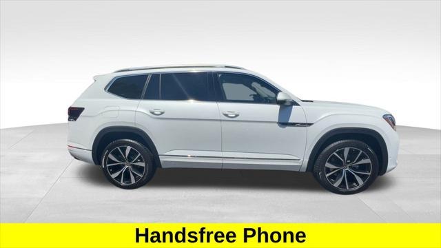 new 2025 Volkswagen Atlas car, priced at $53,908