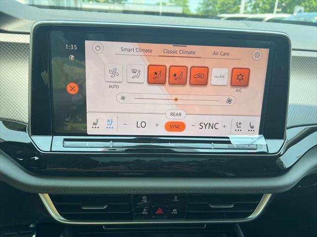 new 2025 Volkswagen Atlas car, priced at $46,539