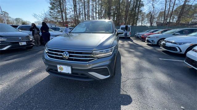 new 2024 Volkswagen Tiguan car, priced at $27,878