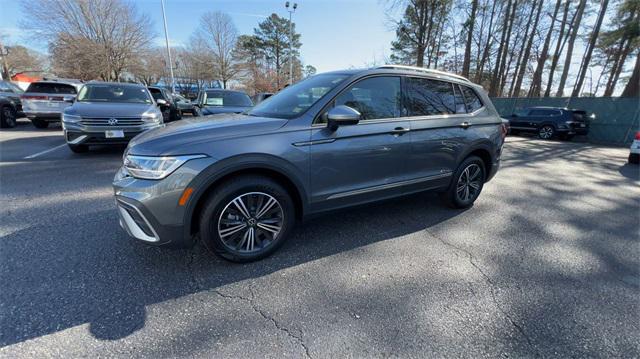 new 2024 Volkswagen Tiguan car, priced at $27,878