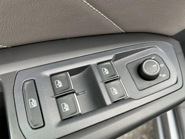 used 2022 Volkswagen Atlas car, priced at $25,900