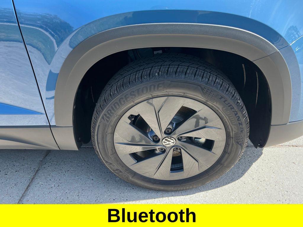 new 2025 Volkswagen Taos car, priced at $24,348