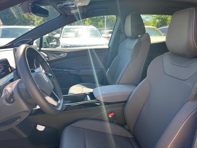 new 2025 Volkswagen ID.4 car, priced at $52,443