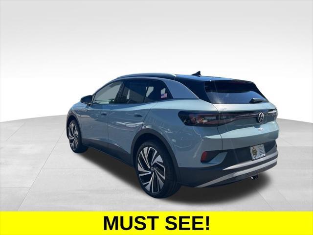 new 2025 Volkswagen ID.4 car, priced at $52,443