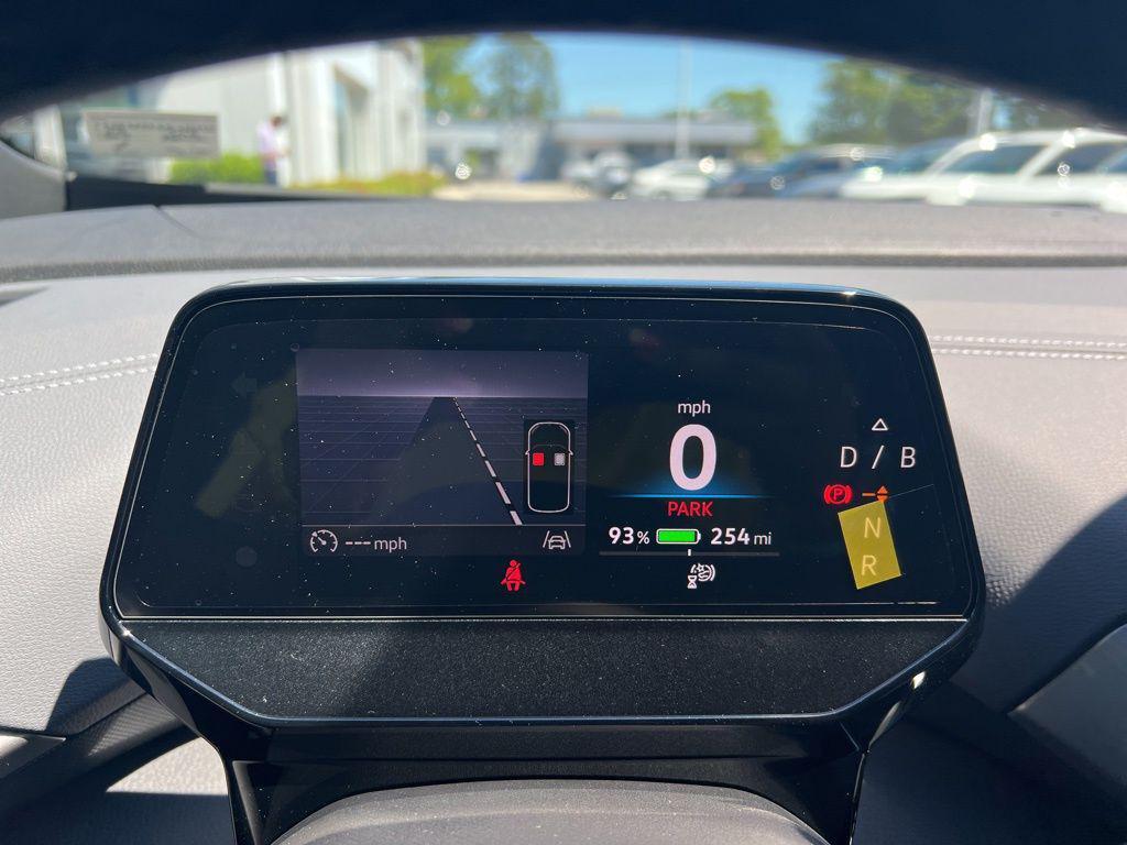 new 2025 Volkswagen ID.4 car, priced at $52,443