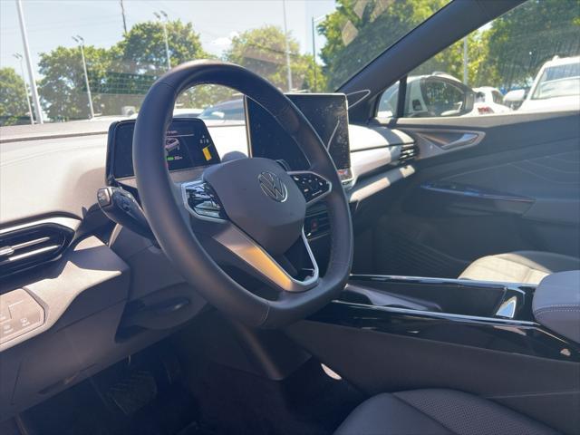 new 2025 Volkswagen ID.4 car, priced at $52,443