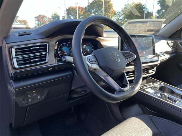 new 2024 Volkswagen Atlas car, priced at $39,174