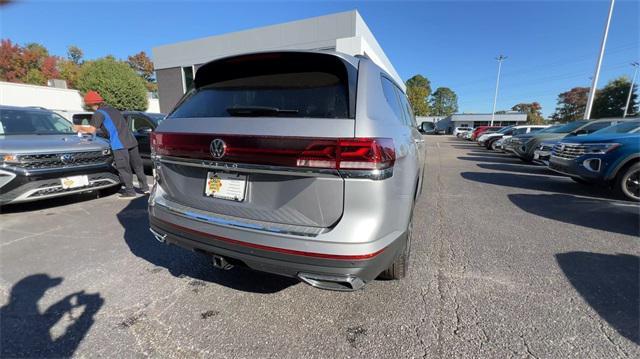 new 2024 Volkswagen Atlas car, priced at $39,174