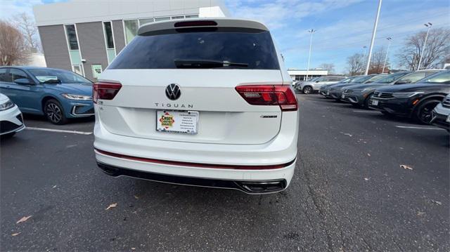 new 2024 Volkswagen Tiguan car, priced at $33,983