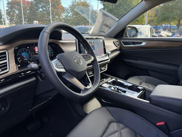 new 2025 Volkswagen Atlas car, priced at $45,471