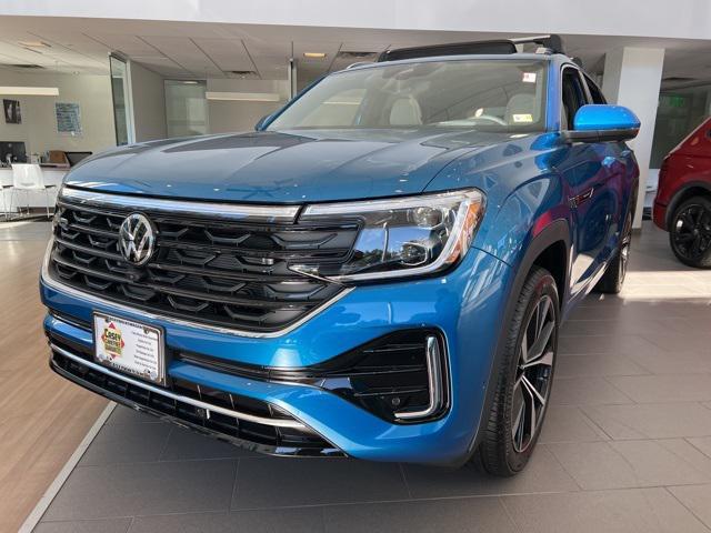 new 2024 Volkswagen Atlas Cross Sport car, priced at $48,124