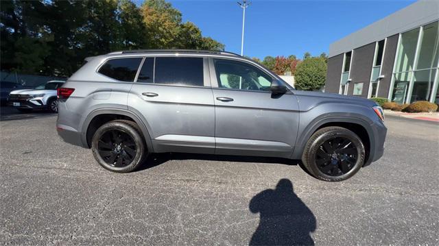 new 2024 Volkswagen Atlas car, priced at $39,529