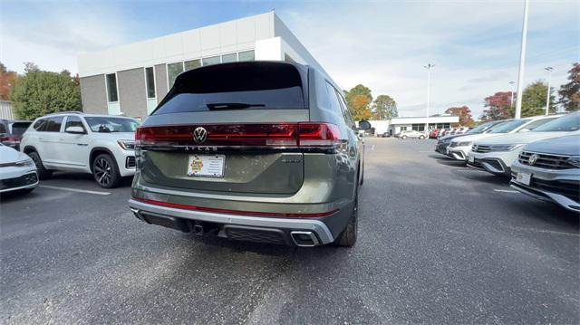 new 2025 Volkswagen Atlas car, priced at $45,964