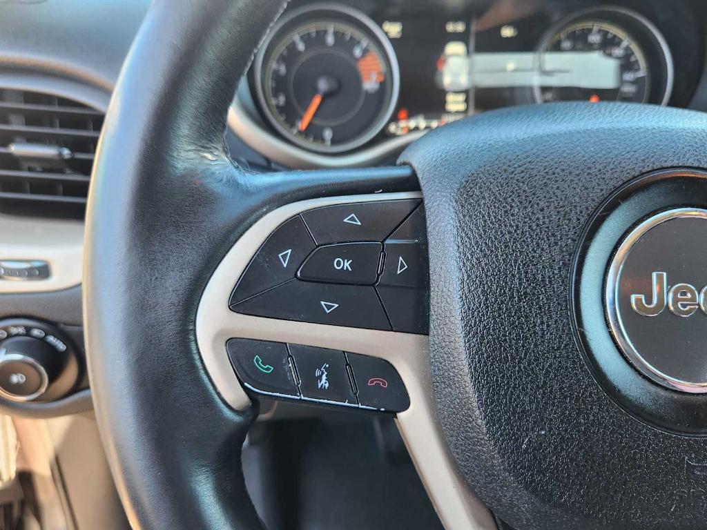 used 2016 Jeep Cherokee car, priced at $9,887