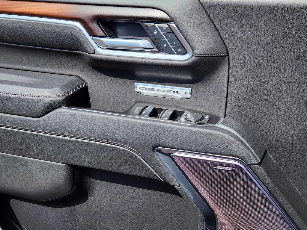 new 2025 GMC Sierra 1500 car, priced at $75,385