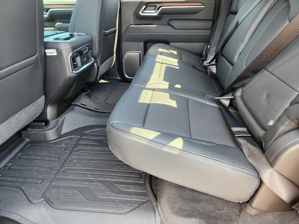 new 2025 GMC Sierra 3500 car, priced at $91,010