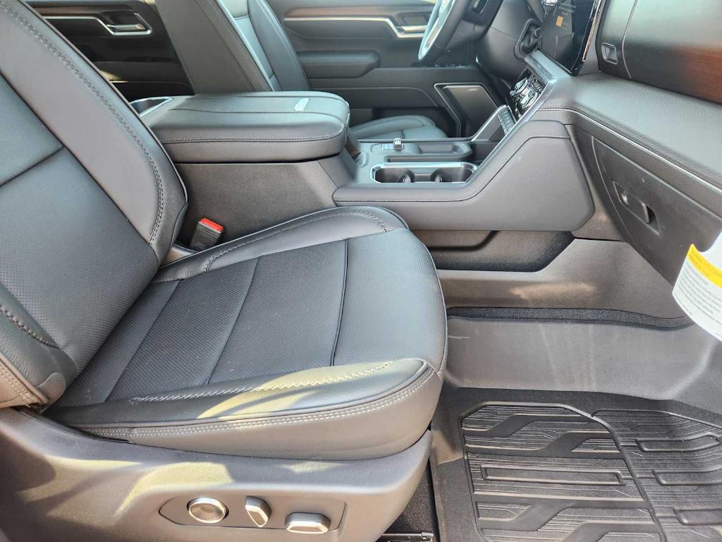 new 2026 GMC Sierra 2500 car, priced at $92,395