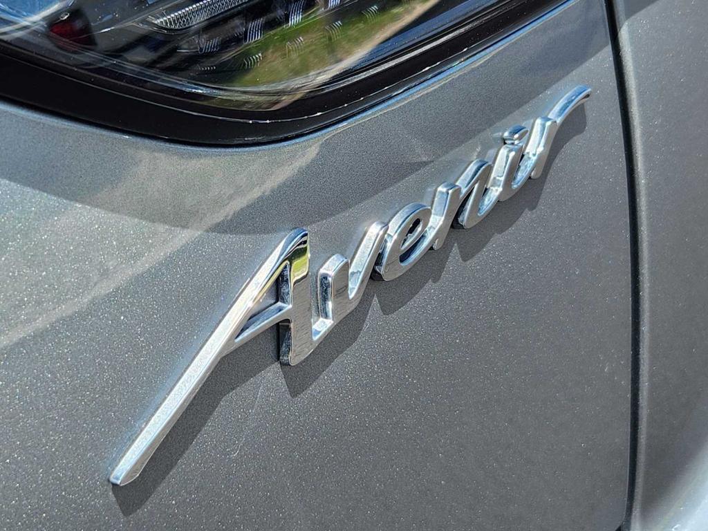 new 2025 Buick Envision car, priced at $47,595