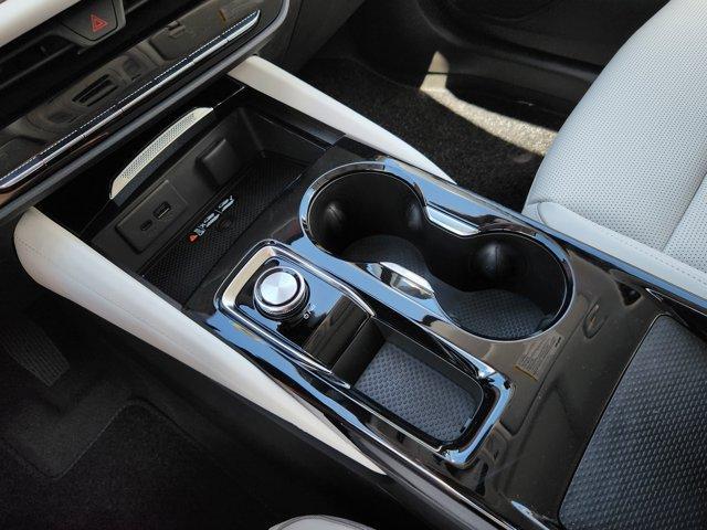new 2025 Buick Envision car, priced at $47,595