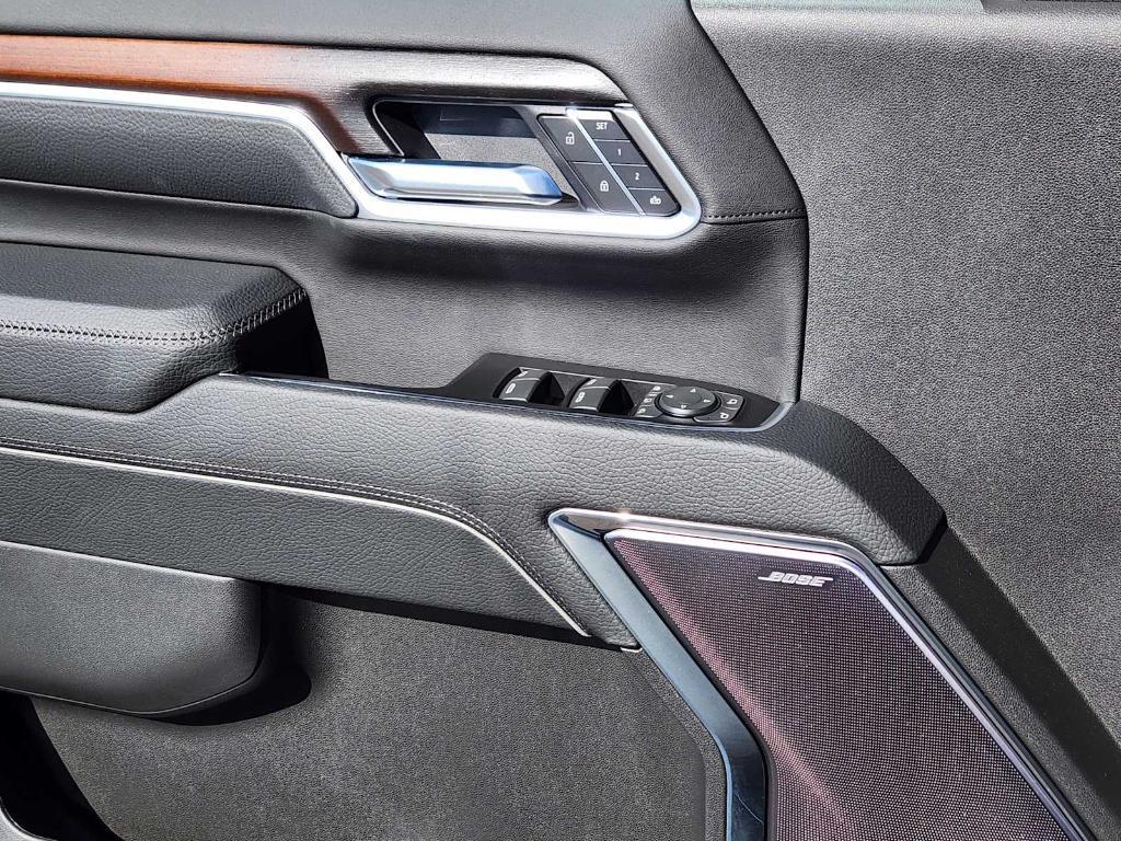 new 2026 GMC Sierra 2500 car, priced at $90,725