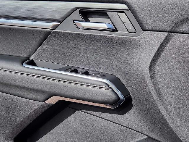 new 2025 GMC Acadia car, priced at $42,994
