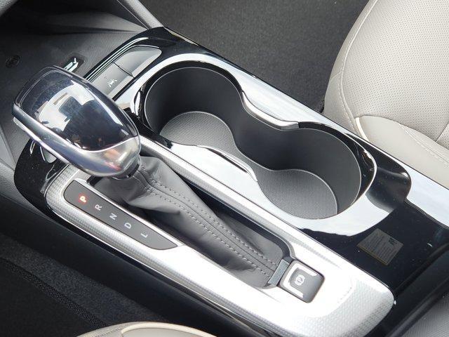 new 2025 Buick Envista car, priced at $31,884