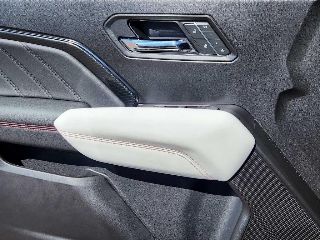 new 2025 GMC Canyon car, priced at $65,875