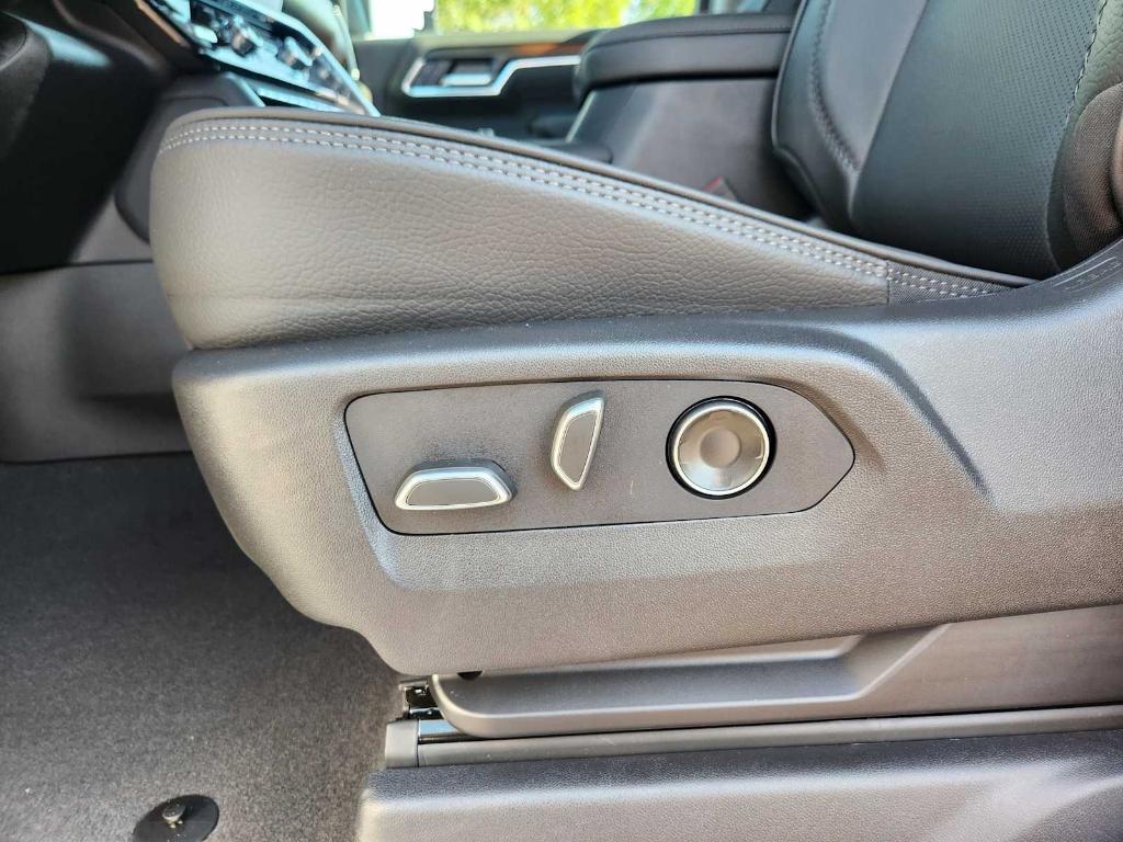 new 2026 GMC Sierra 2500 car, priced at $90,230