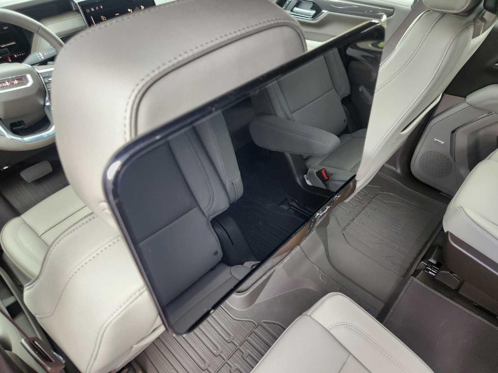 new 2025 GMC Yukon XL car, priced at $87,725