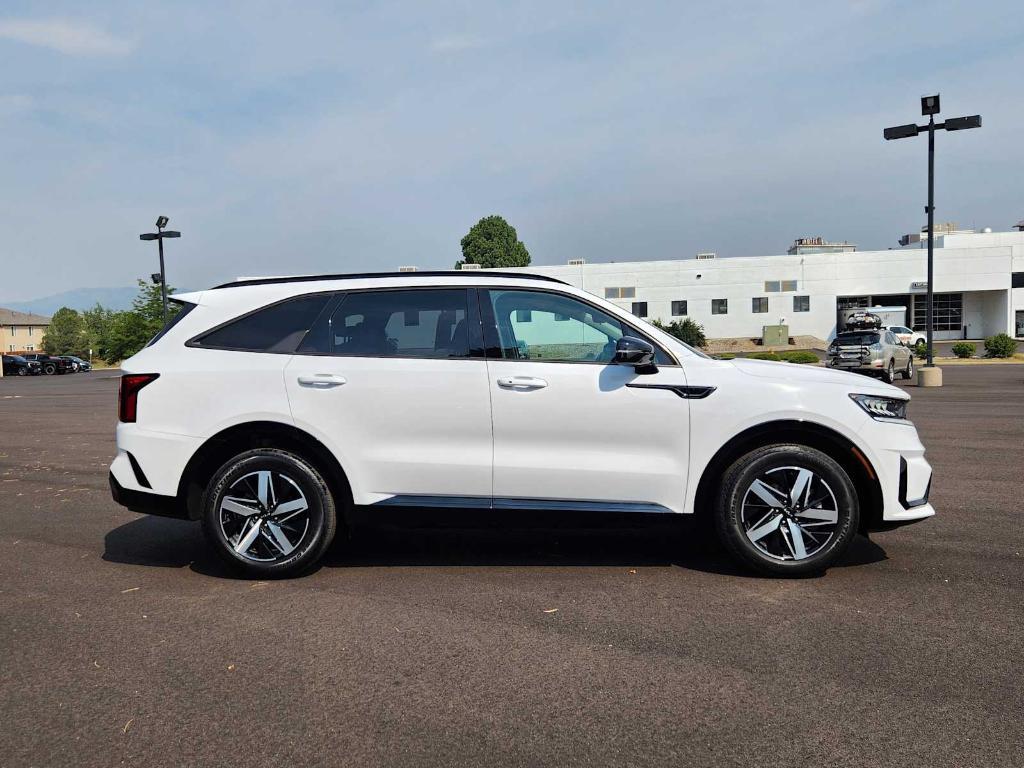 used 2023 Kia Sorento car, priced at $24,772